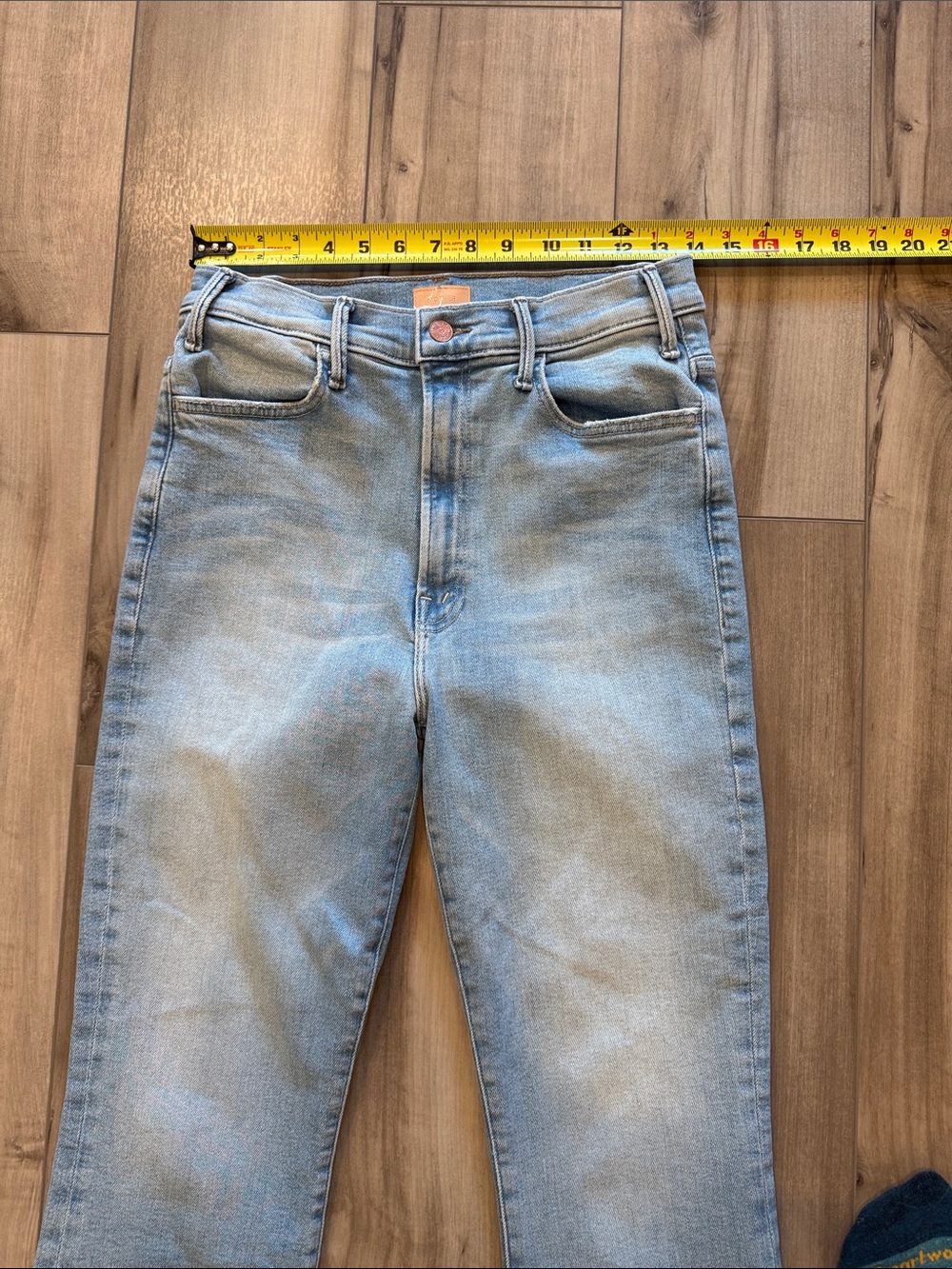 NEW MOTHER The Hustler High Rise Ankle Crop Jeans in California Cruiser Size 30 - Picture 6 of 10